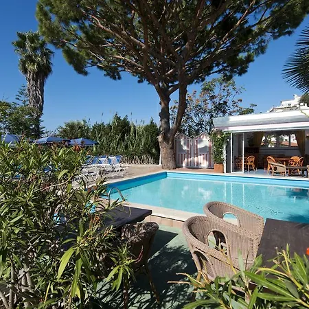 Hotel Av Club Terme Colella