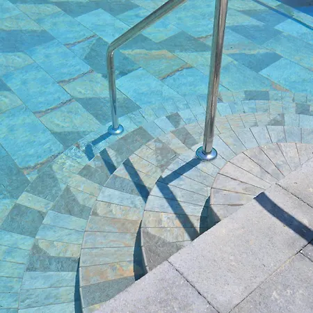 فندق Av Club Terme Colella