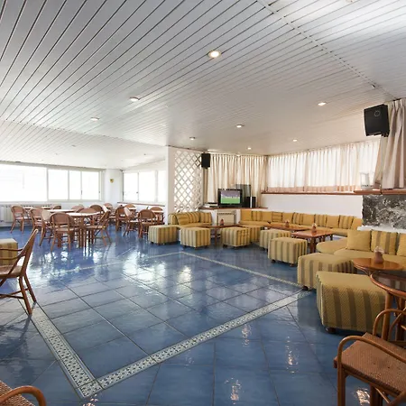 Av Club Terme Colella Hotel 3*