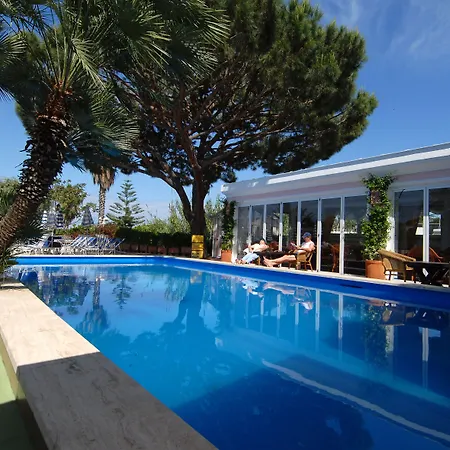 Av Club Terme Colella Hotel 3*