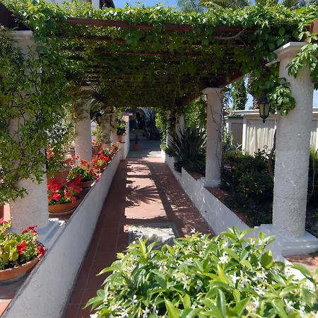 Hotel Av Club Terme Colella